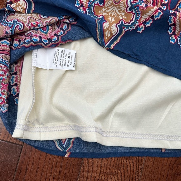 Flowy Mini Summer Dress - Picture 8 of 8